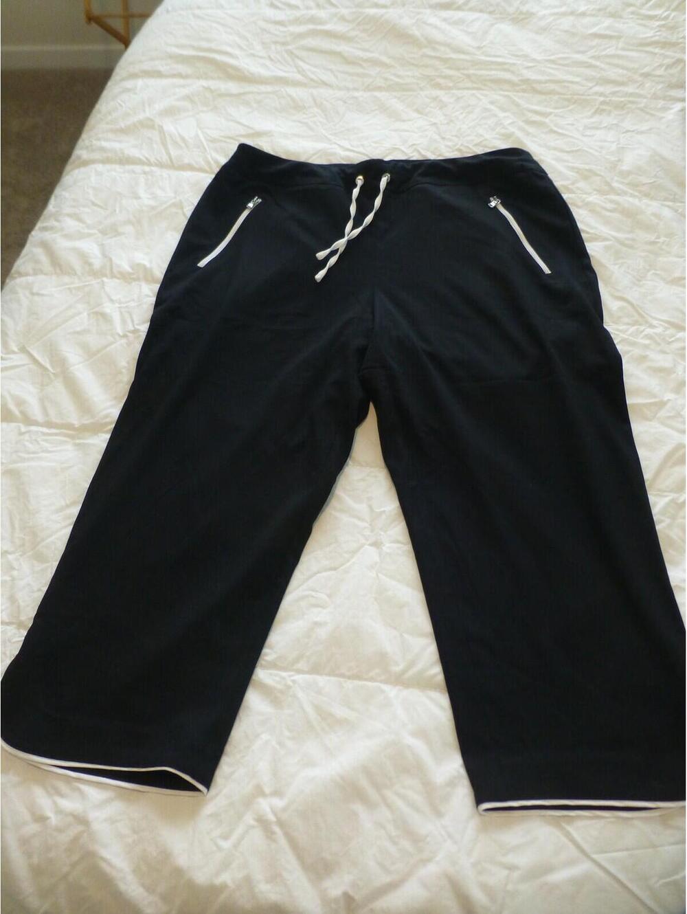 Weekends by Chico's Women's Black Wide Leg Activewear Pants Size 2 Drawstring J4